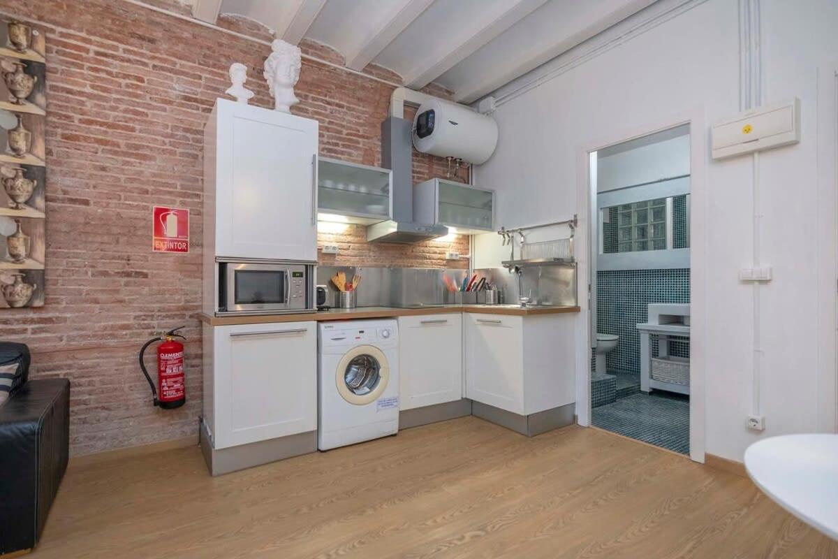 Exclusive 2 Bedroom Apartment In The City Center Barcelona Exterior foto